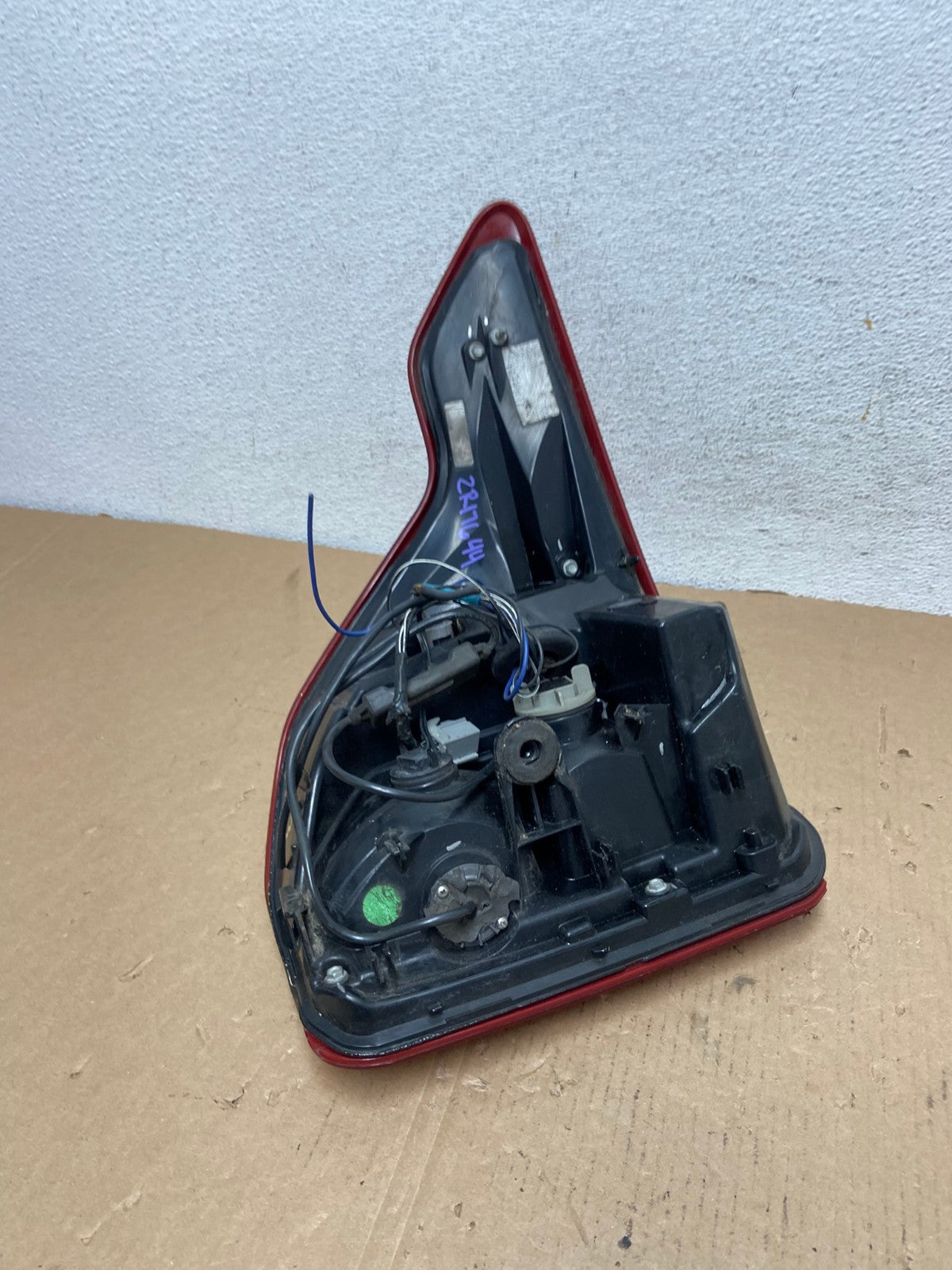 2020 2021 2022 2023 Ford Explorer Right Passenger Side Tail light AD7983 LK6