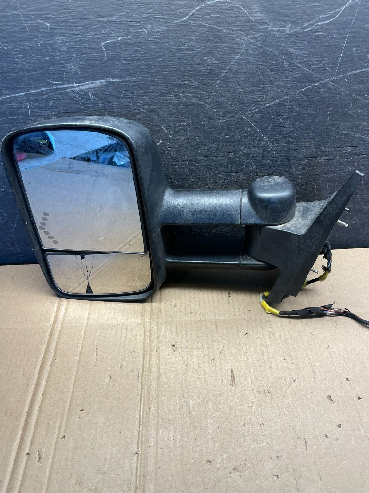 1999-2006 Chevrolet Silverado Sierra Left Driver LH Tow Door Mirror s4532 DG12
