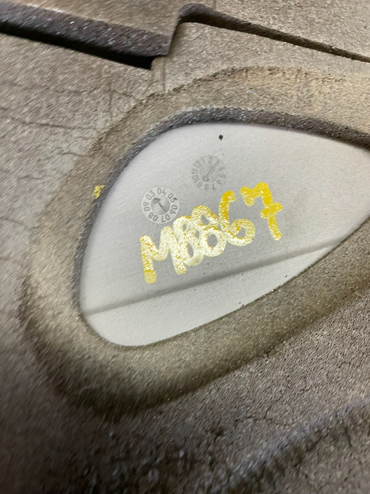 2004 to 2007 Cadillac CTS 3.6L Plastic Engine Cover Shield M8867 PS9