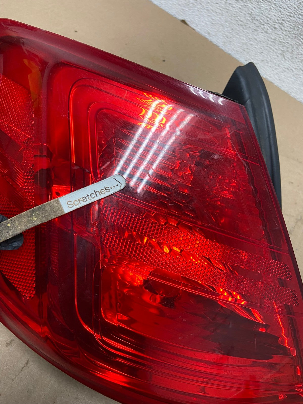 2014 to 2018 Ford Taurus Interceptor Left Driver LH Tail Light AG5503 LK3