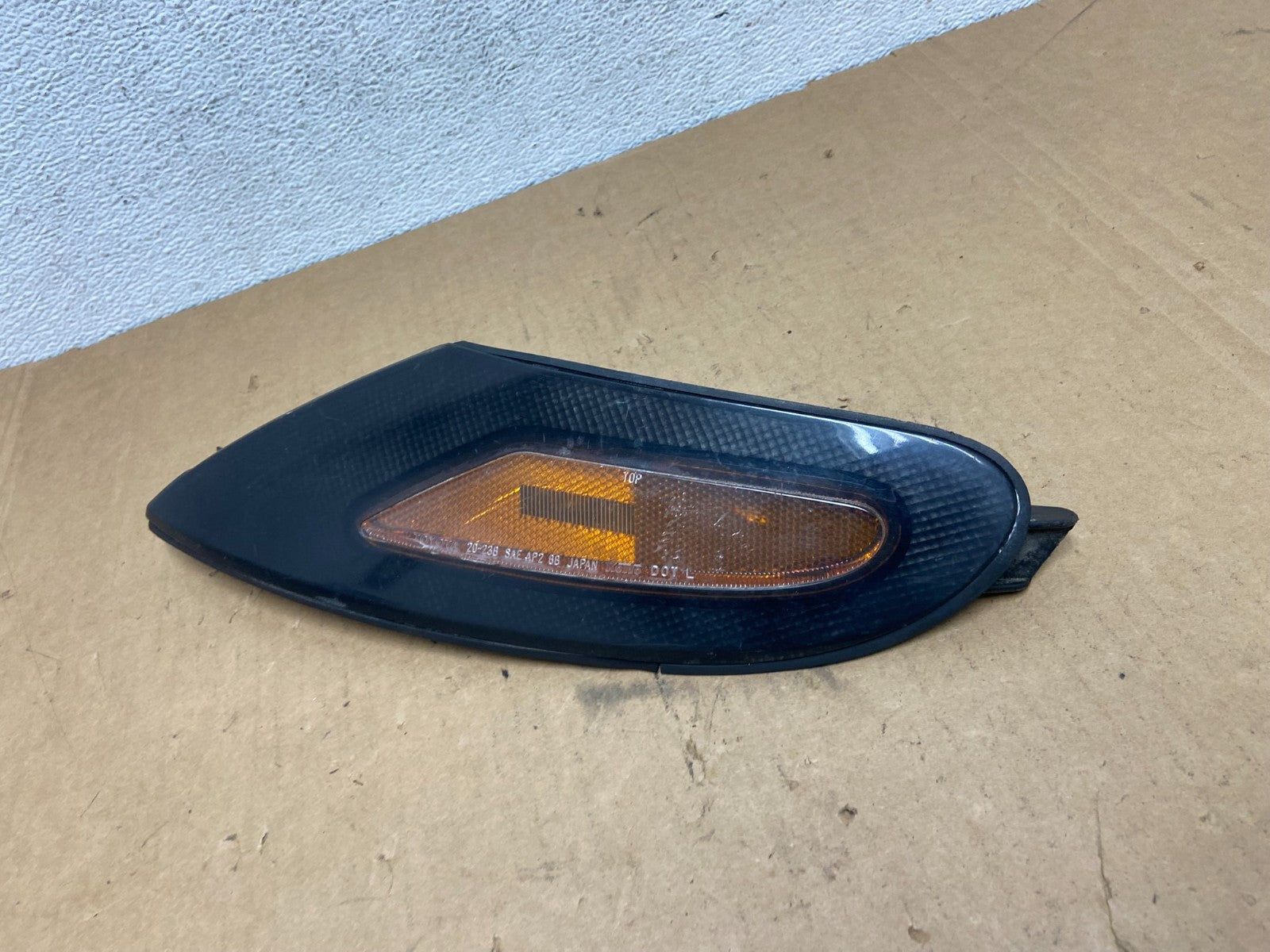 1990 - 1993 Toyota Celica Left Driver LH Front Turn Park Signal AD2732 DG1