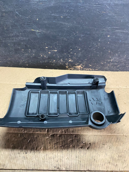 2007 to 2008 GMC Acadia 3.6L VVT Engine Cover Shield OEM T6636 DG5