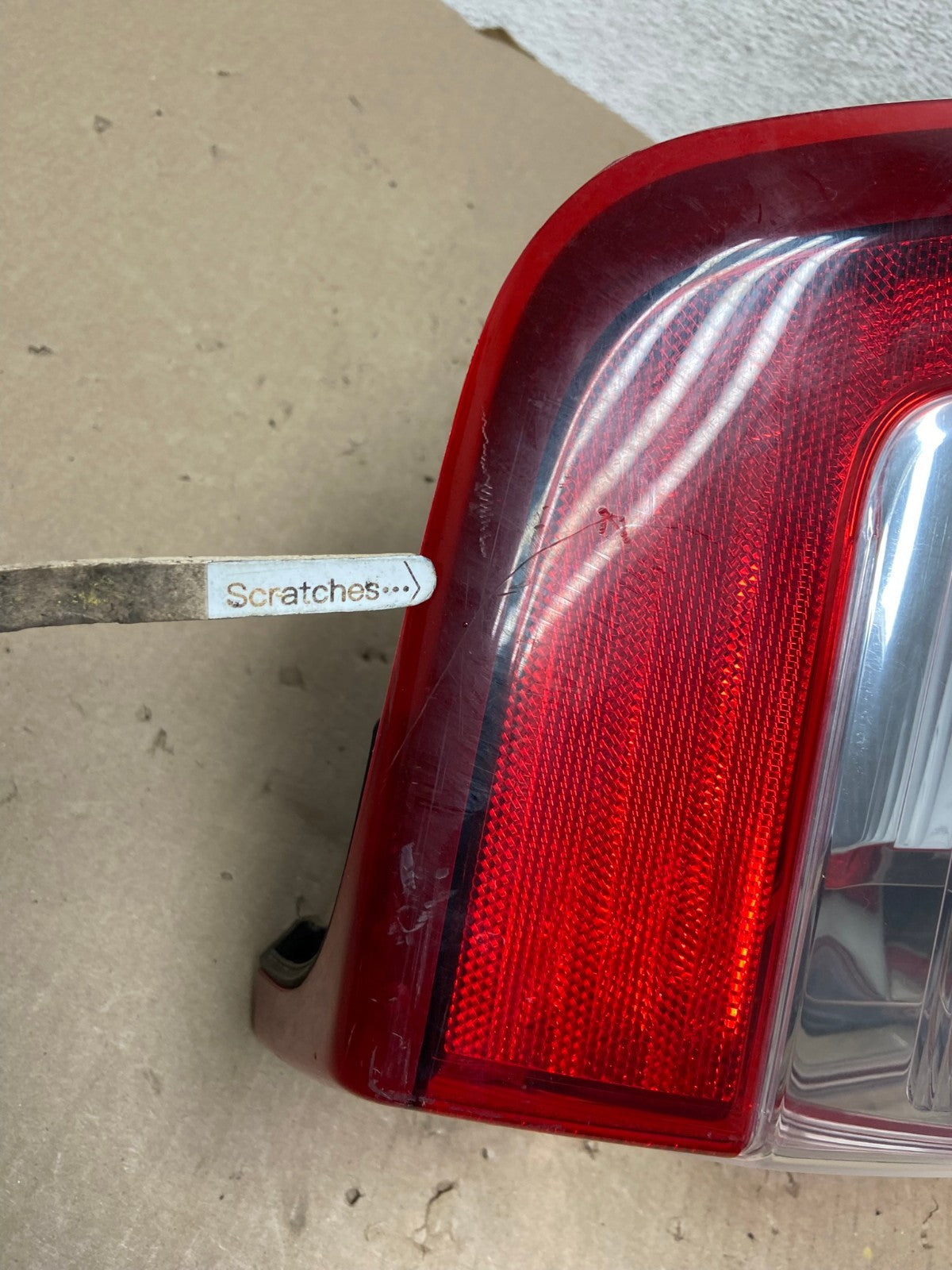 2007 - 2012 Ford Expedition Right Passenger Rh Side Tail light AG6992 LK3