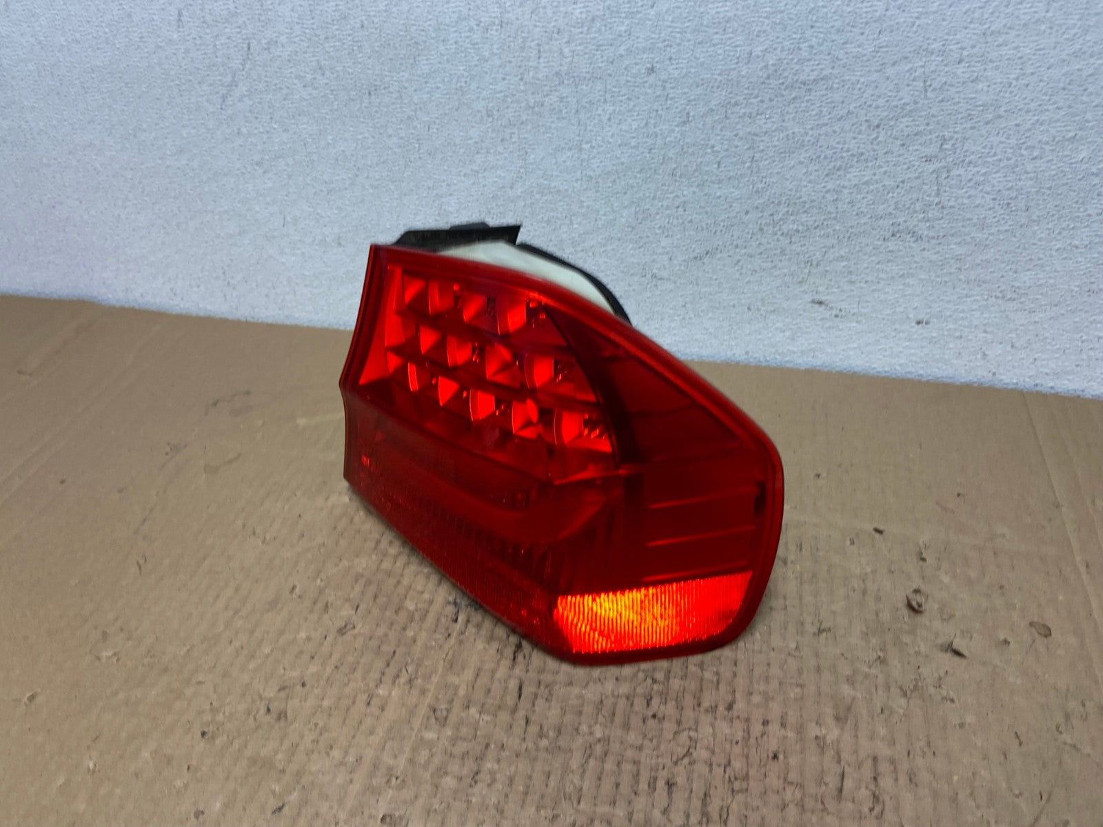 2009 2010 BMW 328i 3 Series Right Passenger RH Side Tail Light Oem AC3962 LK1