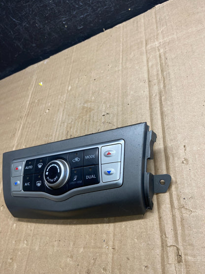 2009 - 2012 Nissan Murano Temperature Climate A/C AC Control Panel AD7230 DG1