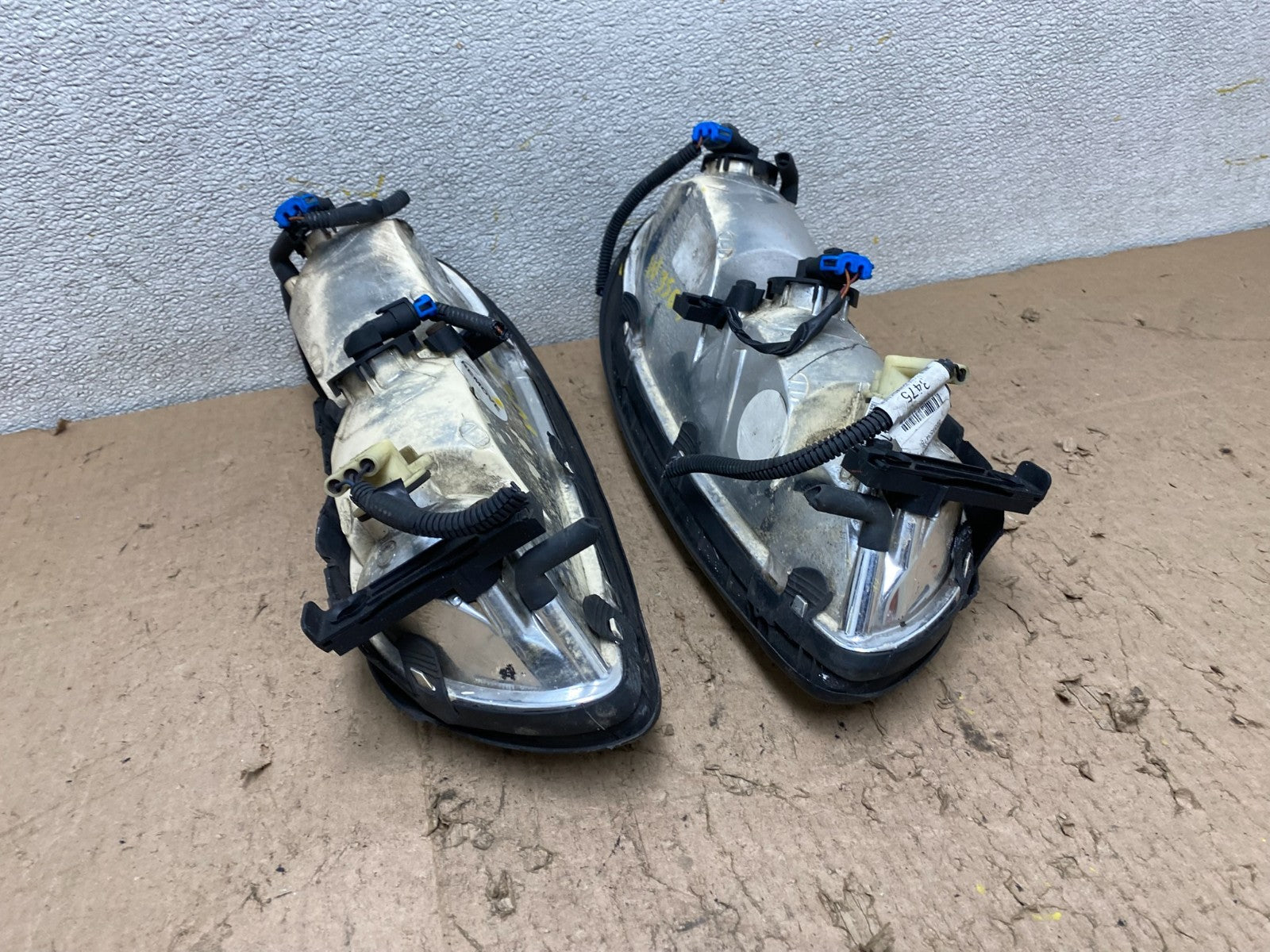 1997 to 2003 Chevrolet Malibu Left+Right Side Headlights OEM W3564 DW9