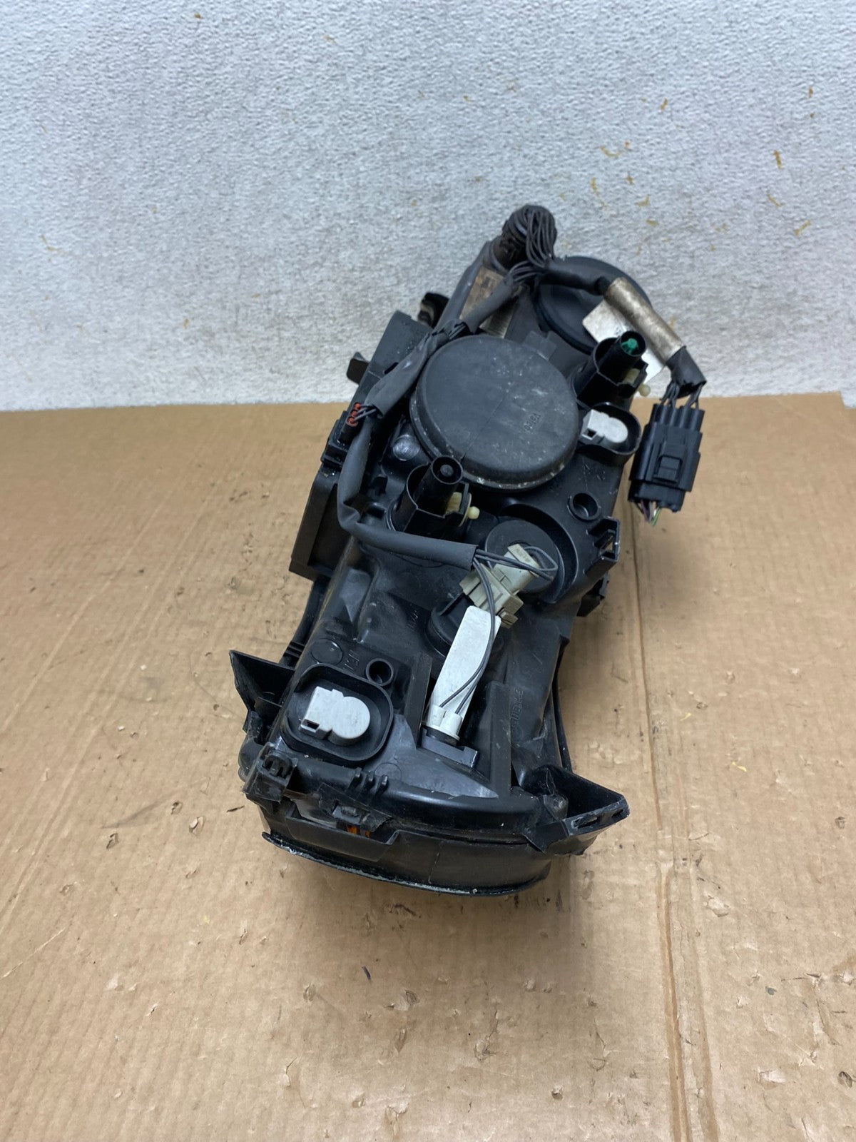 2005-2009 Volvo S60 Right Passenger RH Side Headlight AI5447 DW11