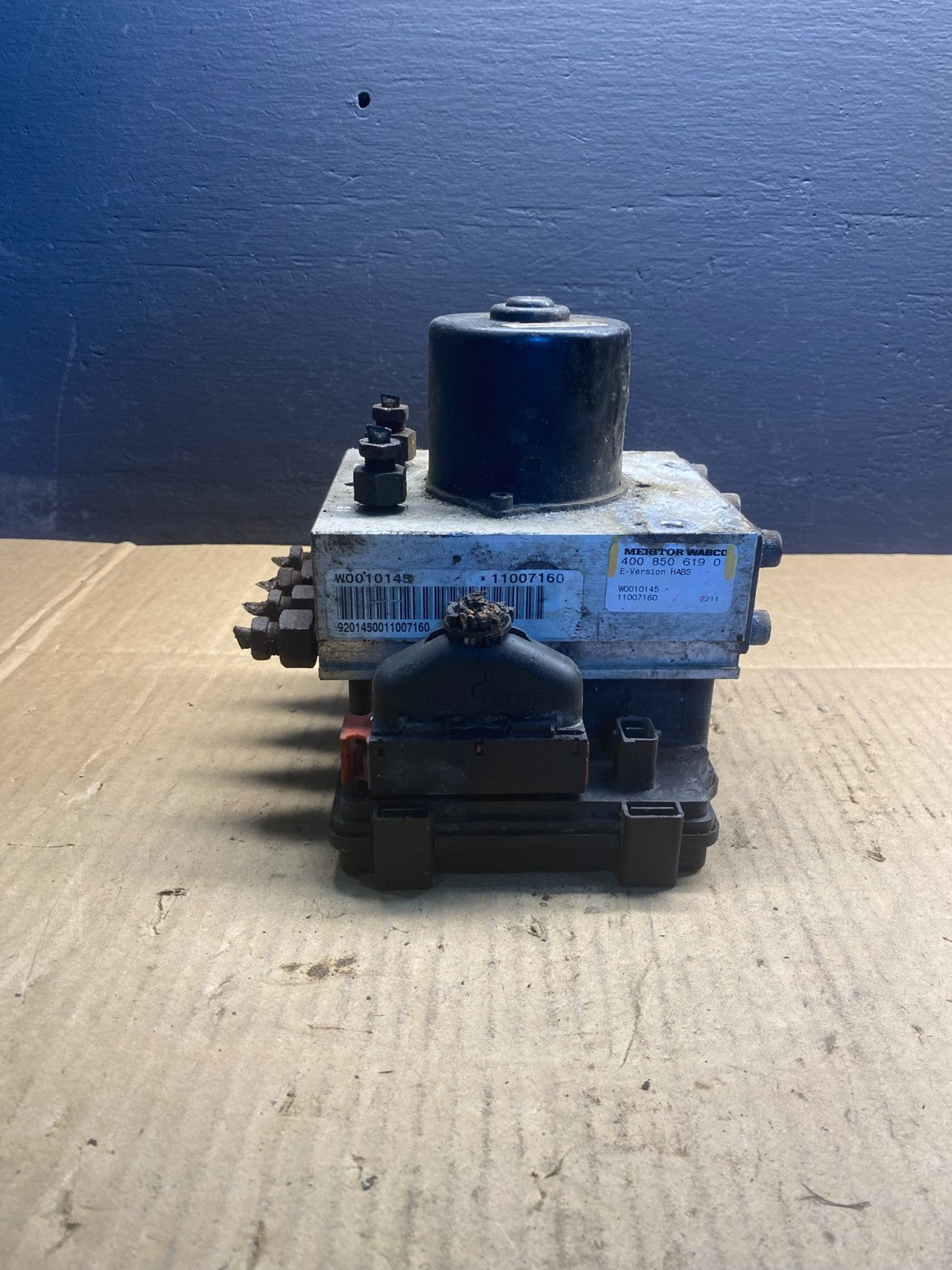 Wabco ABS Pump Hydraulic W/ Module P/N 4460470002 AB7503 DG4