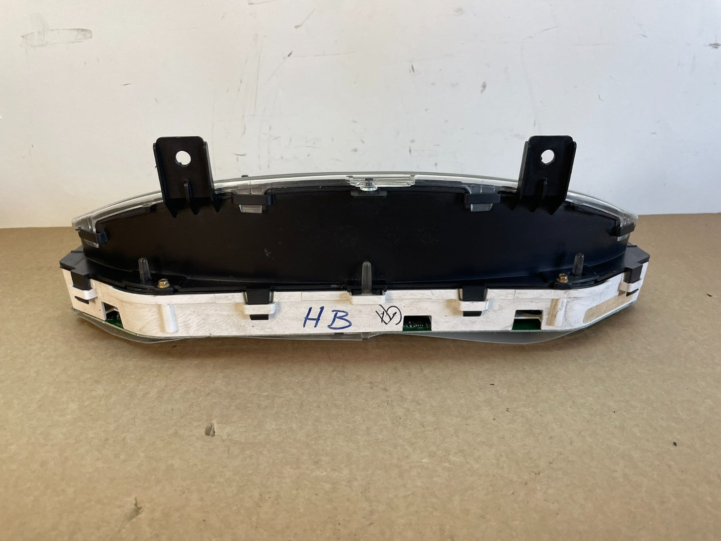 2004 2005 Mercury Mountaineer Instrument Cluster Speedometer Gauge AG2831 DW5