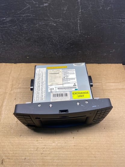 2009 to 2012 Mercedes ML350 GL450 Radio Navigation Screen Display AD9833 DG3