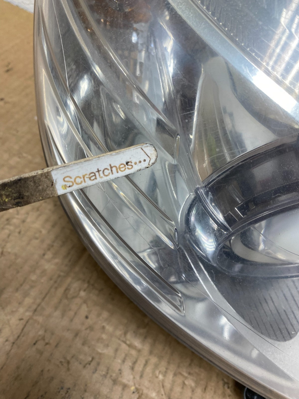 2008-2011 Mercedes C-Class C350 C300 Right Passenger Xenon Headlight AI6723 DW3
