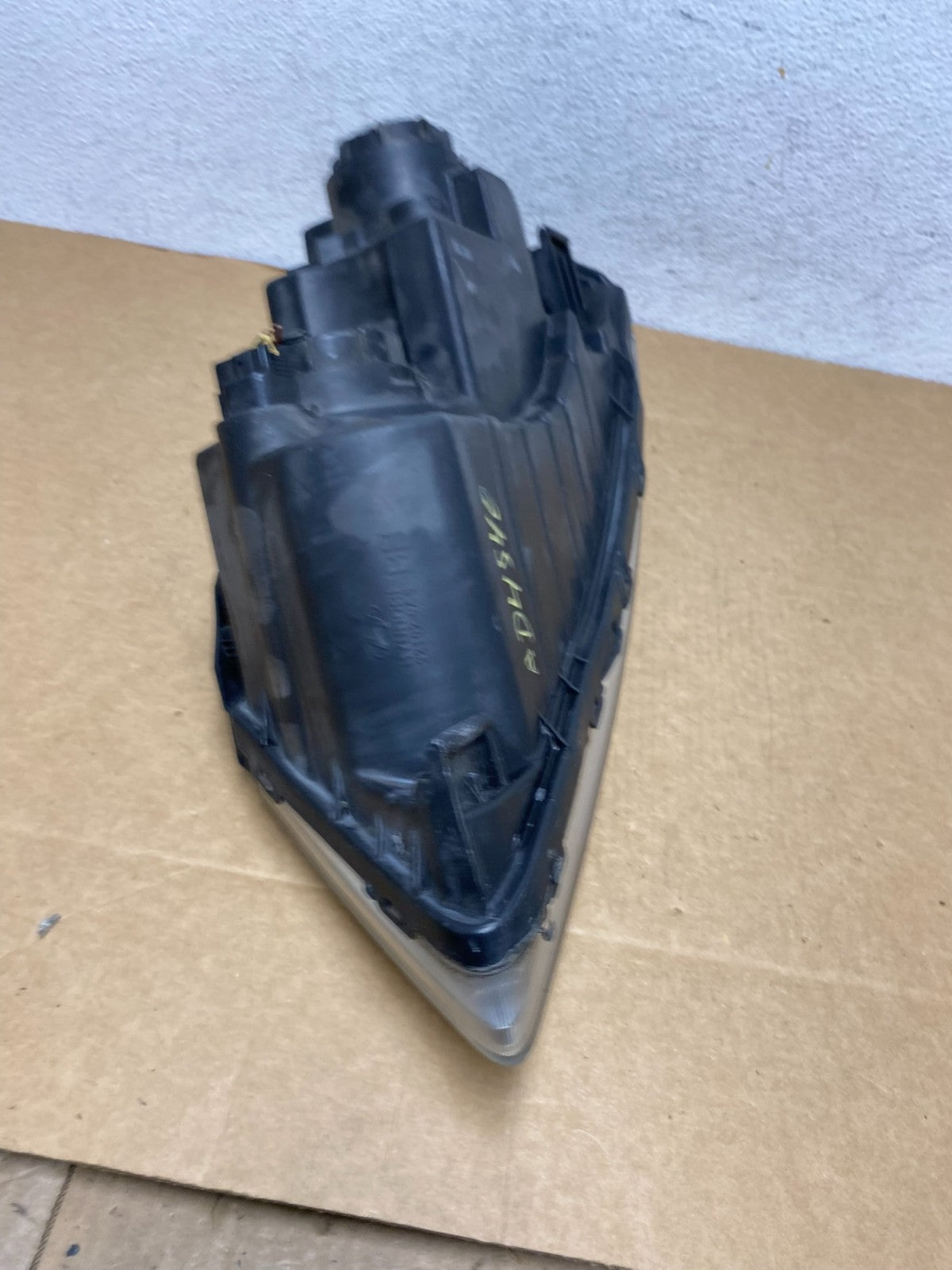2009 to 2010 Hyundai Sonata Right Passenger RH Side Headlight Halogen AD4540 DW7