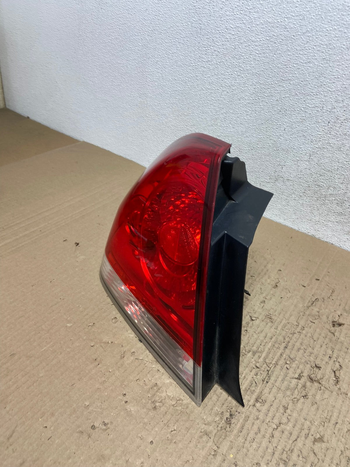 2006 to 2012 Chevrolet Impala Left Driver Lh Side Tail Light AF2948 LK1