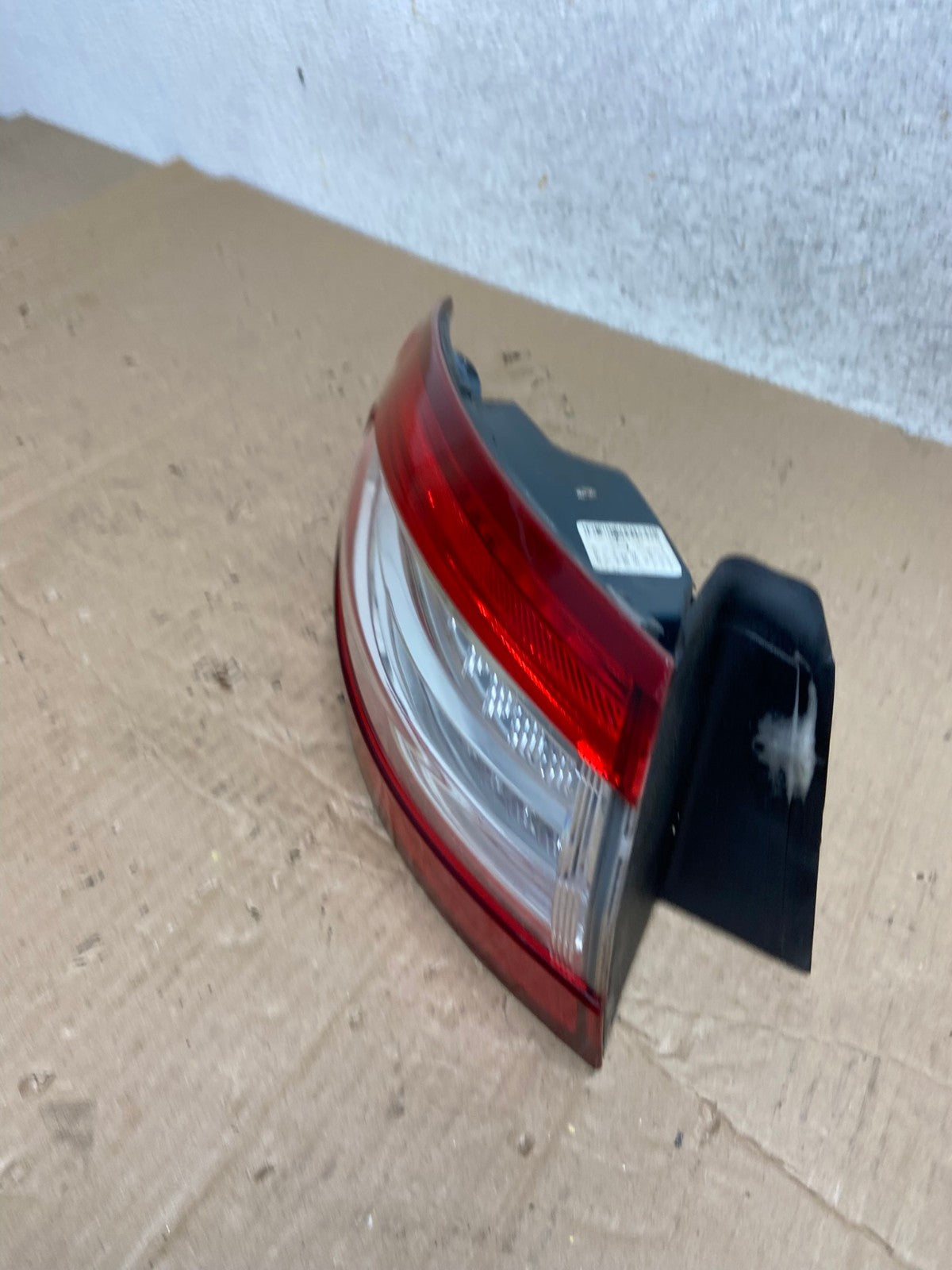2013 to 2016 Ford Fusion Left Driver LH Side Tail Light AI1283 LK1