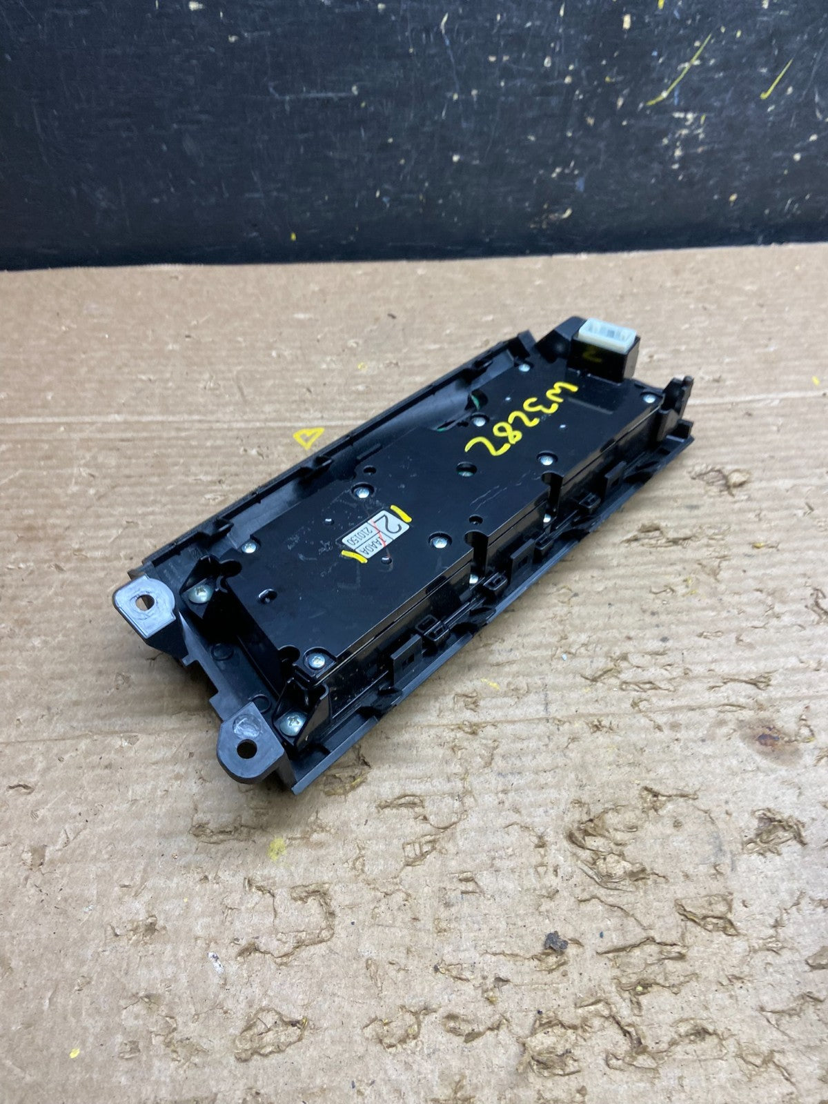 2009-2014 Nissan Murano AM FM Radio CD Control Panel W3282 DG5