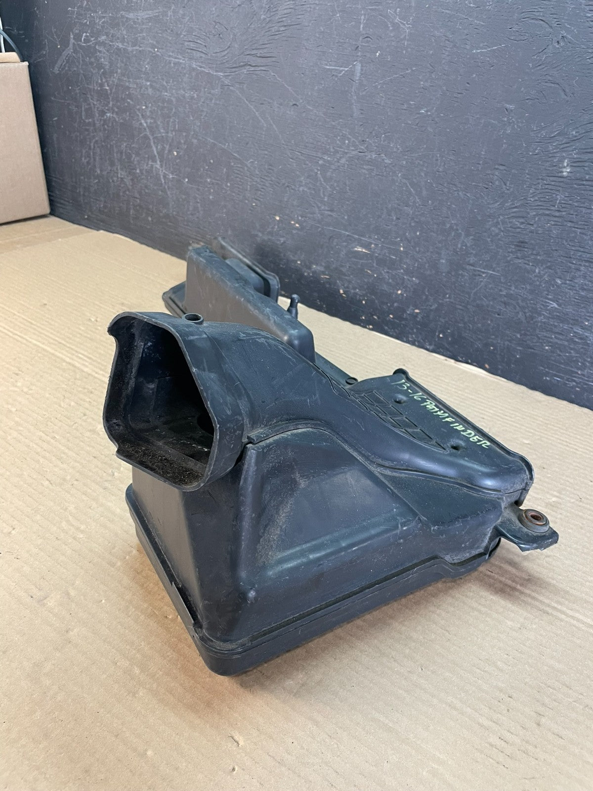 2013 to 2016 Nissan Pathfinder Upper Air Intake Duct AF3429 DW2