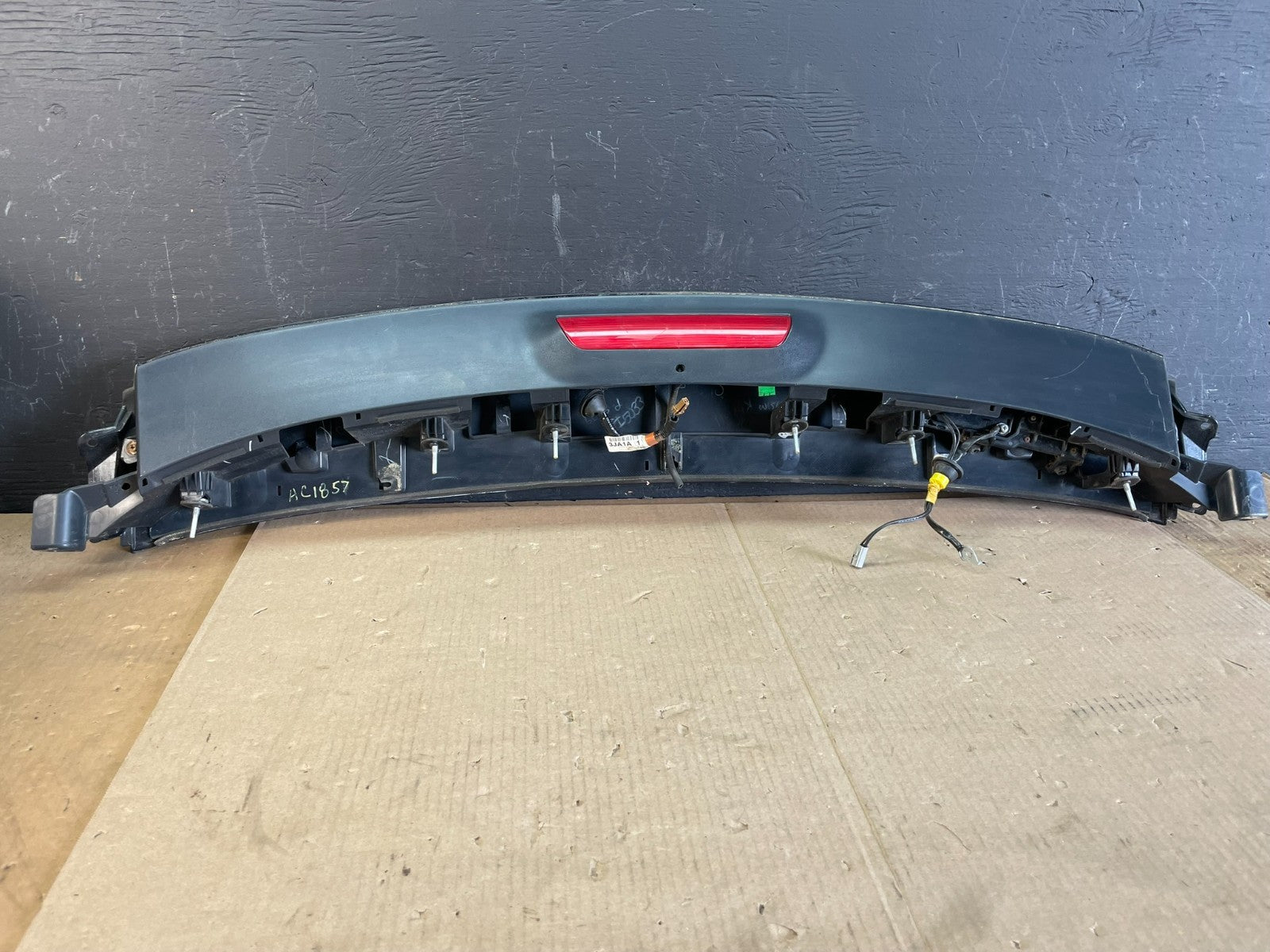 2015 to 2018 Nissan Murano Rear Liftgate Trunk Spoiler OEM AC1857 DG6