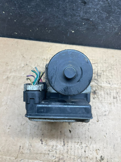 2005 - 2007 Chevy Express GMC Savana 1500 2500 ABS Anti Lock Brake Pump R4398 DG4