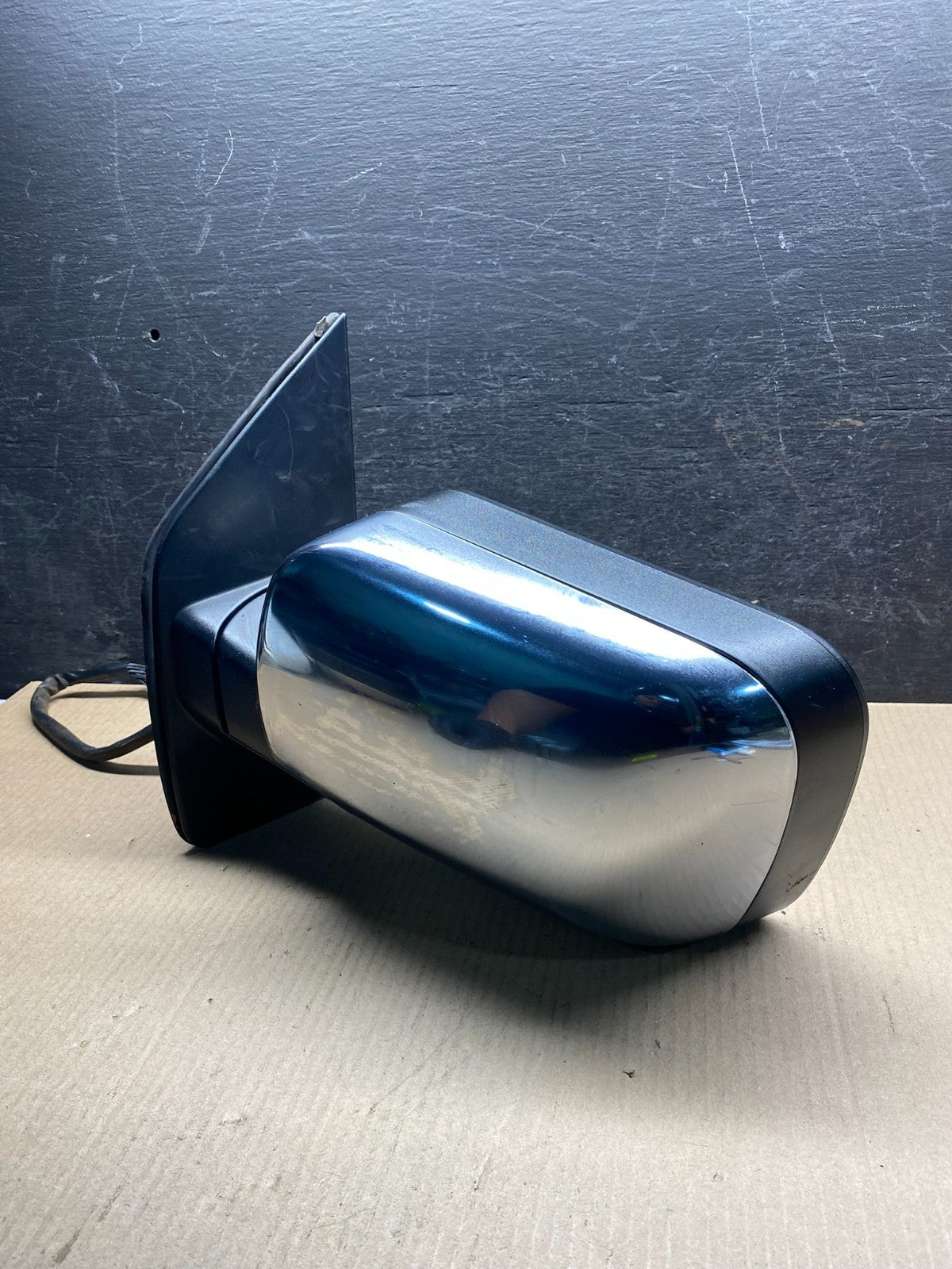 2004 to 2015 Nissan Armada Left Driver LH Turn Signal Door Mirror AI5354 DW2