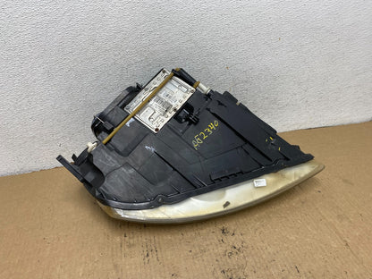 2004 to 2007 Volkswagen Touareg Left Driver Xenon Headlight AG2340 DW7