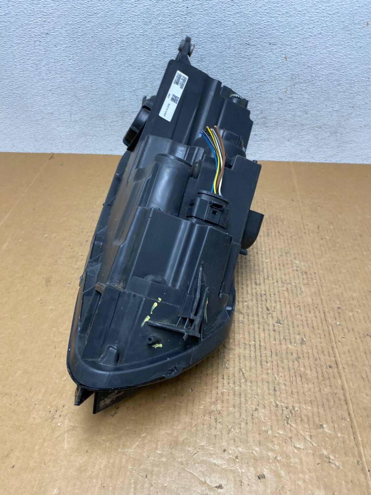 2012-2015 Volkswagen Passat Left Driver LH Side Halogen Headlight AE1231 DW7