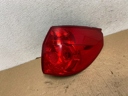 2006 - 2010 Toyota Sienna Right Passenger Side Tail Light AF8064 DW0