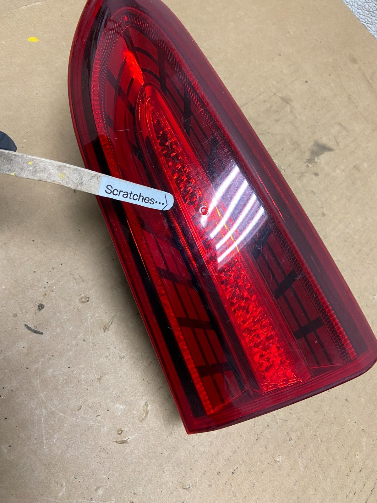 2019 - 2020 Hyundai Santa Fe Right Passenger RH Side Inner Tail Light z6740 DG3