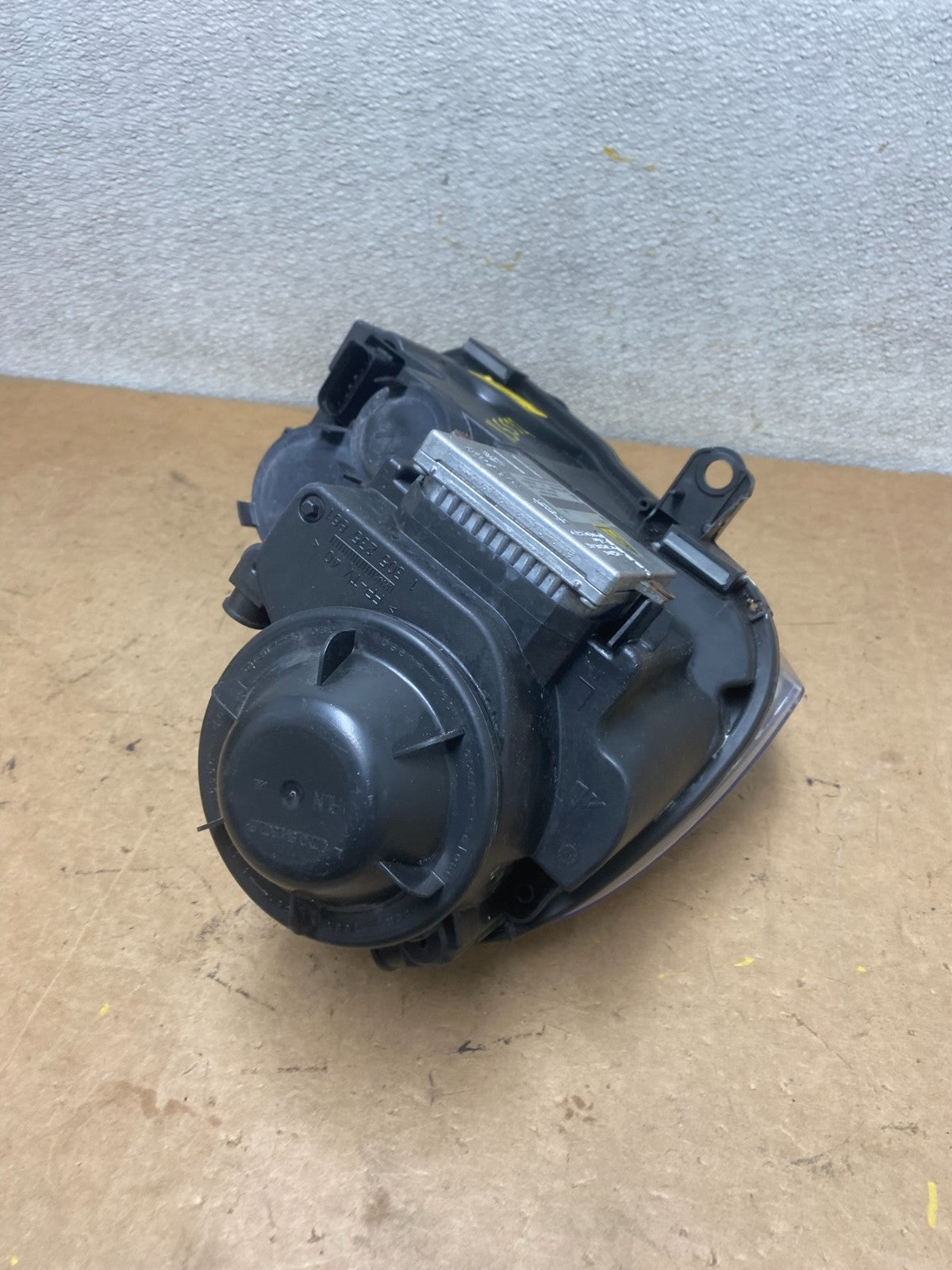 2006 to 2009 Volkswagen Jetta Golf Left Driver HID Xenon Headlight Oem X5532 DW8