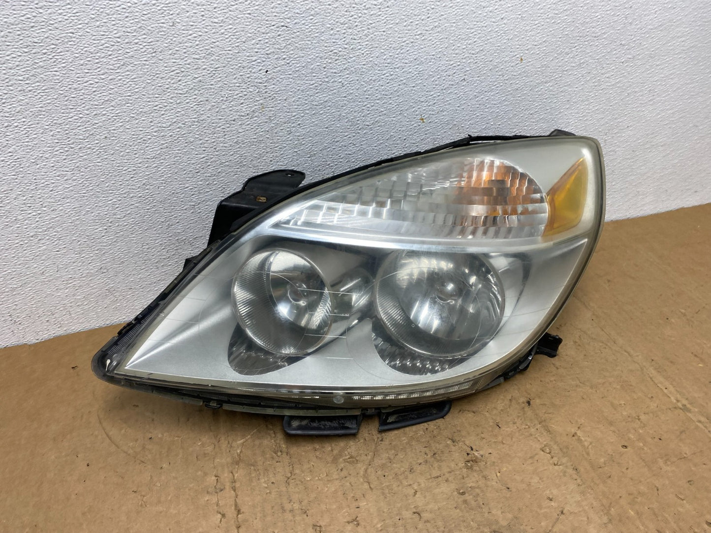 2007 2008 2009 Saturn Aura Left Driver LH Side Halogen Headlight AD0624 DW2