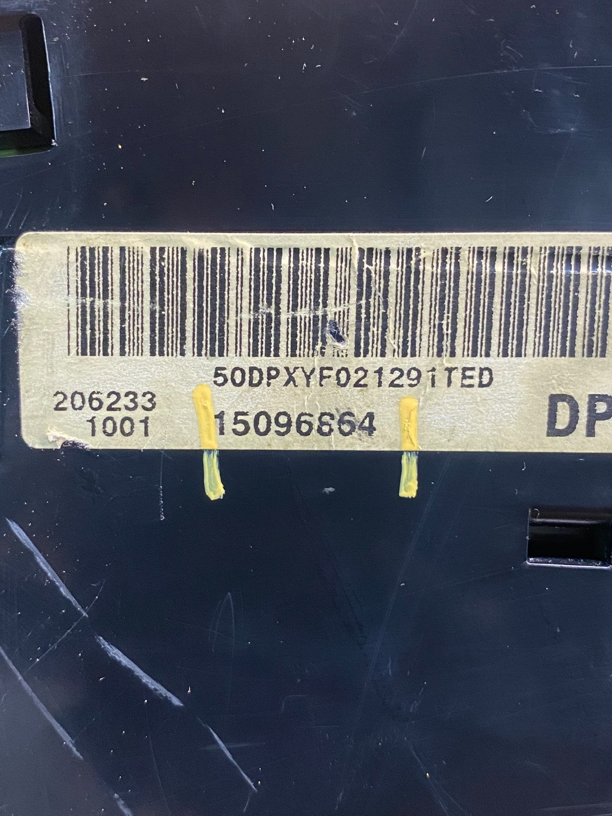 2003 to 2006 Chevrolet Trailblazer Envoy Cluster Gauge Speedometer AH9769 DW5