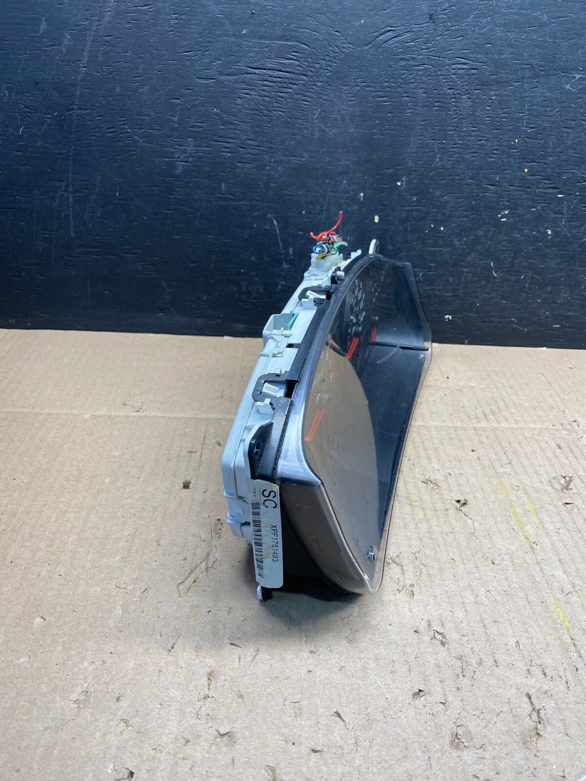 2005 to 2012 Nissan Xterra Pathfinder Frontier Speedometer Cluster Gauge L90151