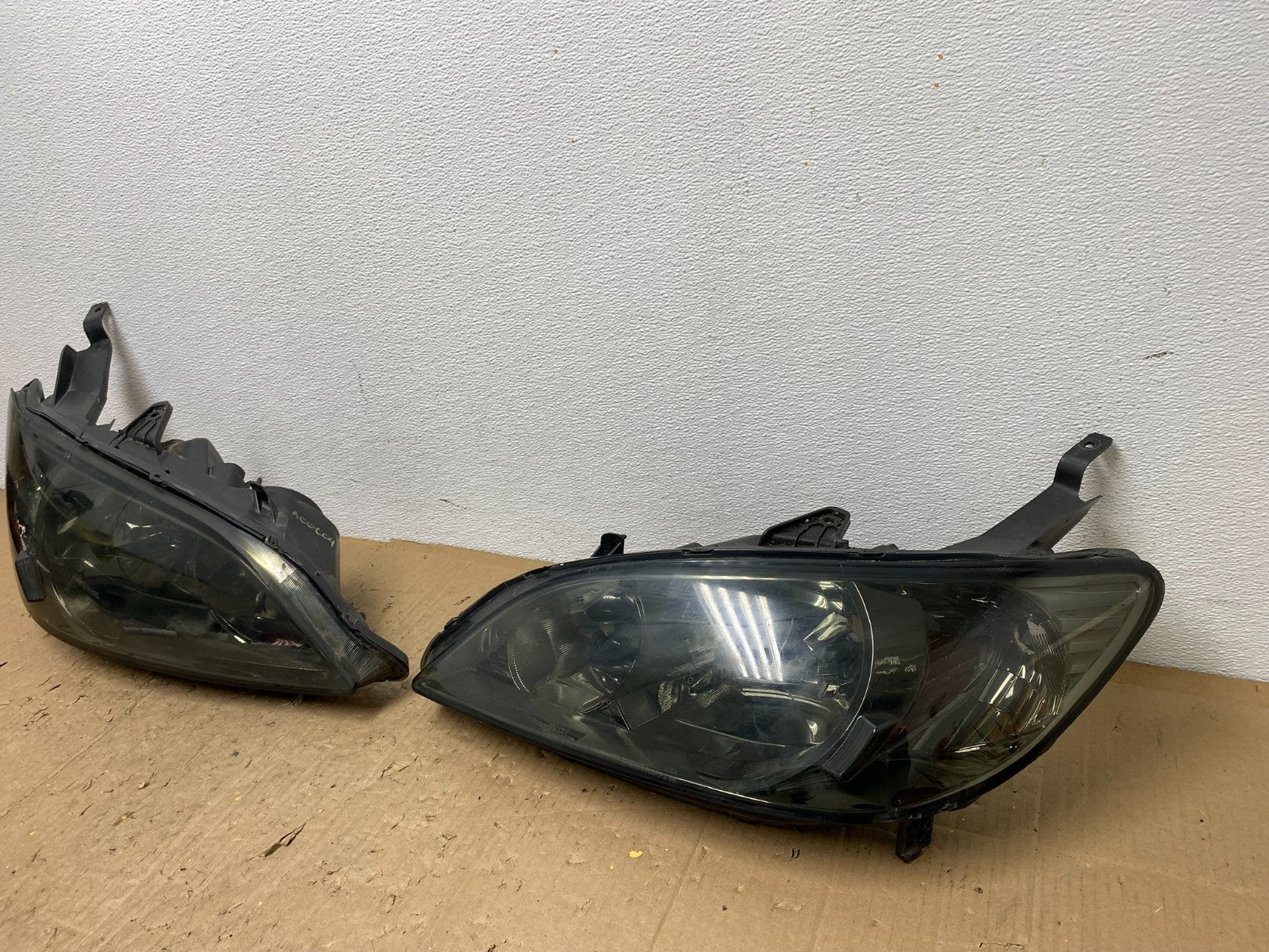 2004 to 2005 Honda Civic Left+Right Set Side Chrome Headlights AC0204 DW2