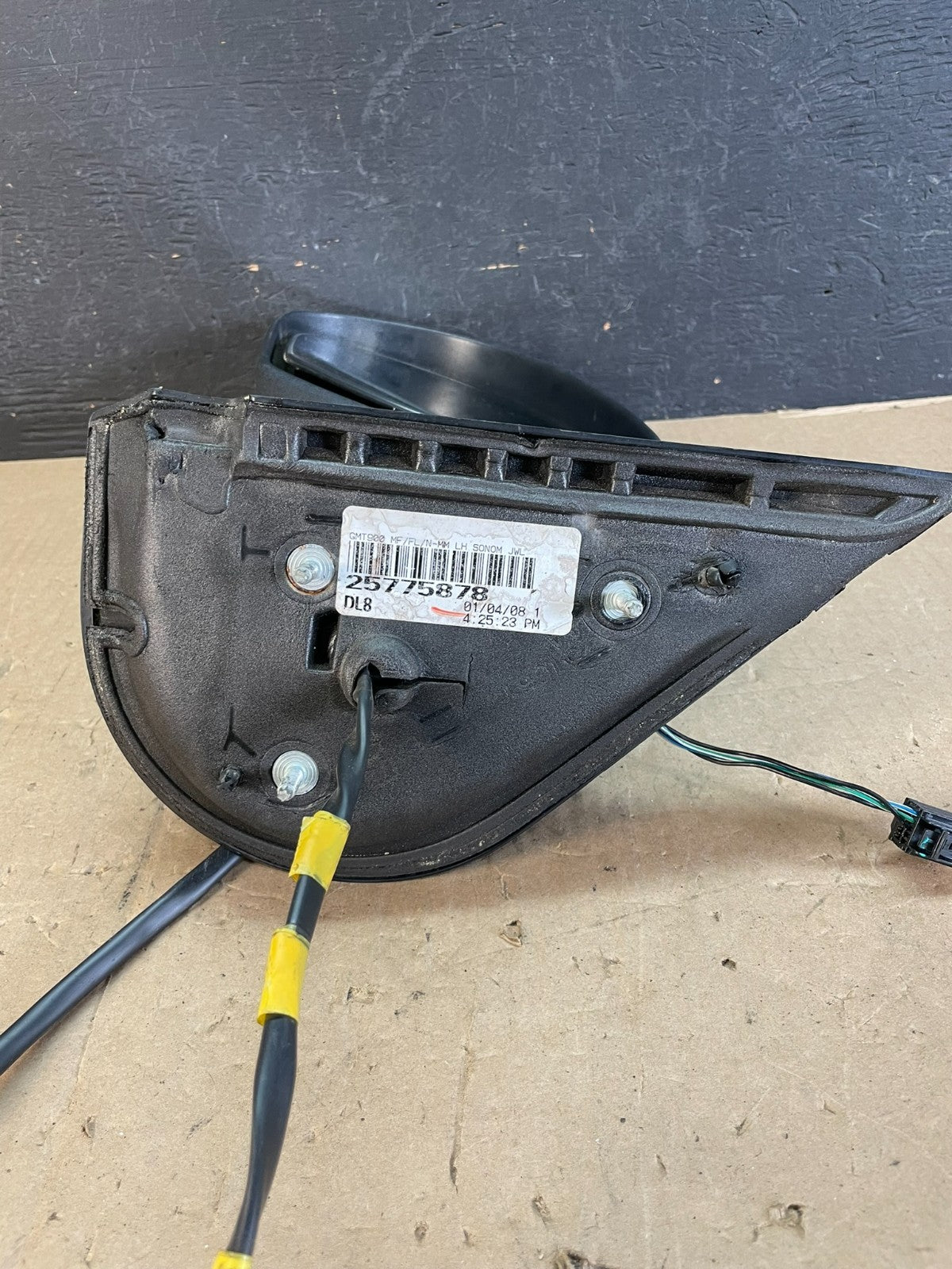 2007 to 2013 Chevrolet Tahoe Silverado Suburban Left Driver Mirror AD5873 DW4