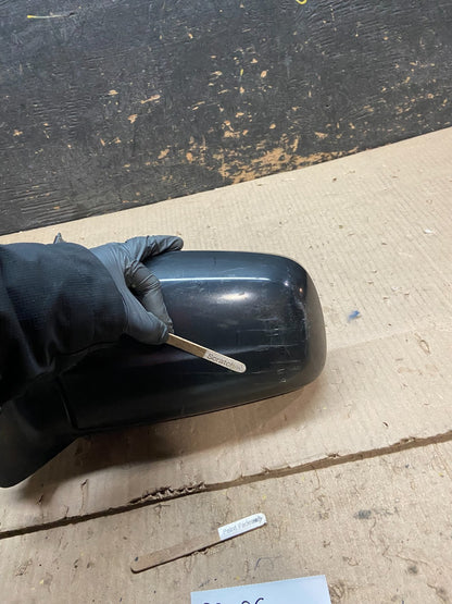 2002-2006 Honda CR-V  CRV Left Driver LH Side View Door Mirror Oem X7871 DG9
