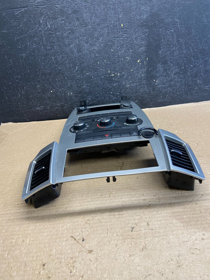 2008 to 2010 Jeep Grand Cherokee Center A/C Heater Climate Control AH3600 DG3