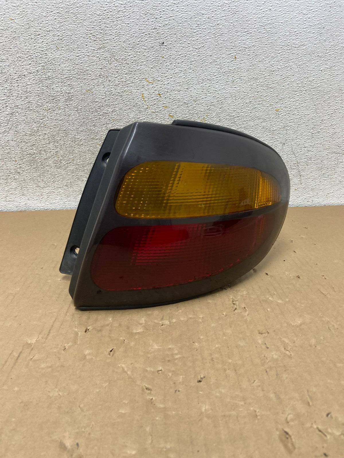 1996 to 1997 Ford Taurus Wagon Right Passenger Side Tail Light AH2682 DG0