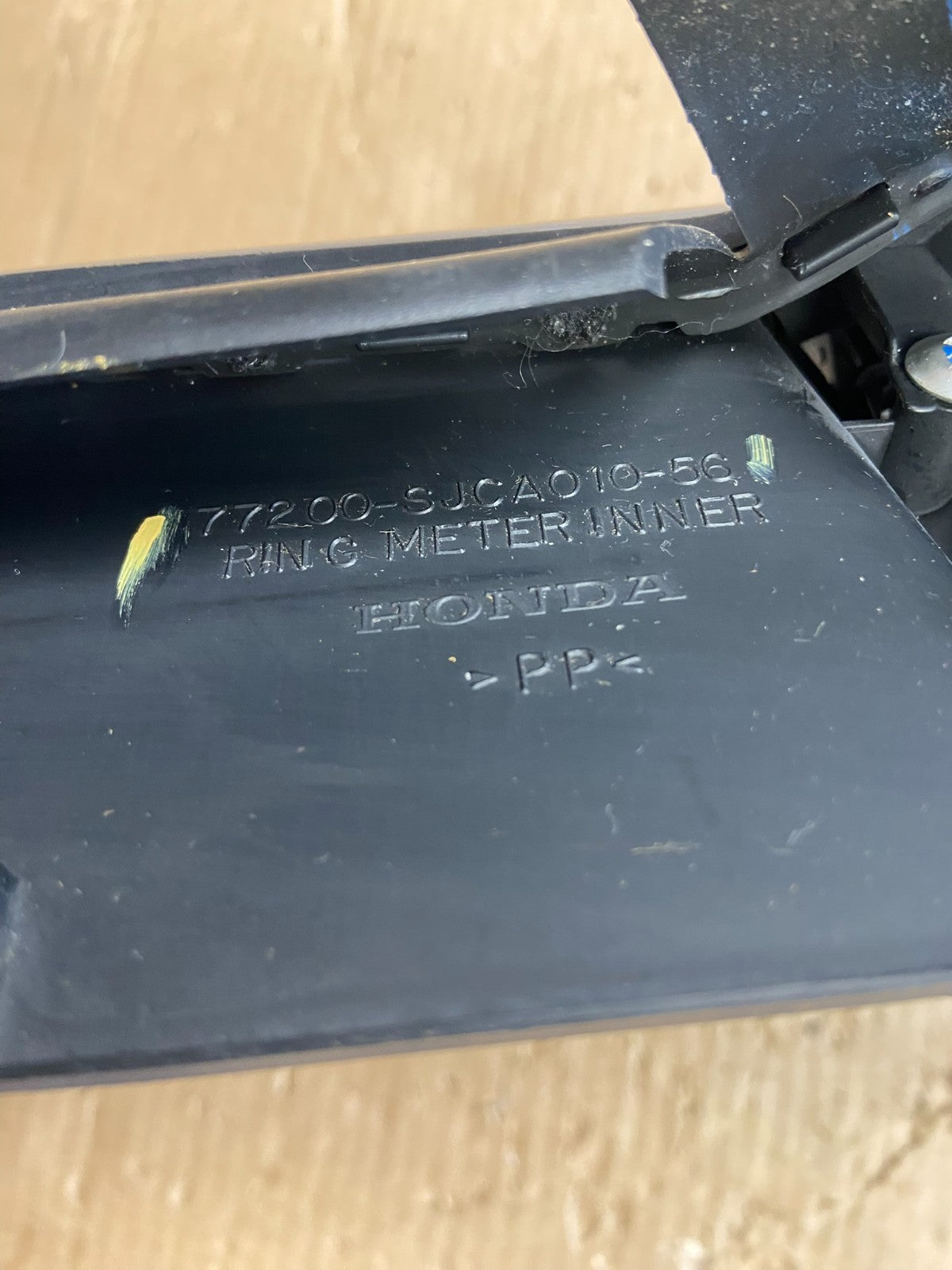 2006 to 2014 Honda Ridgeline Speedometer Radio Cluster Bezel Trim AF1567 DG4