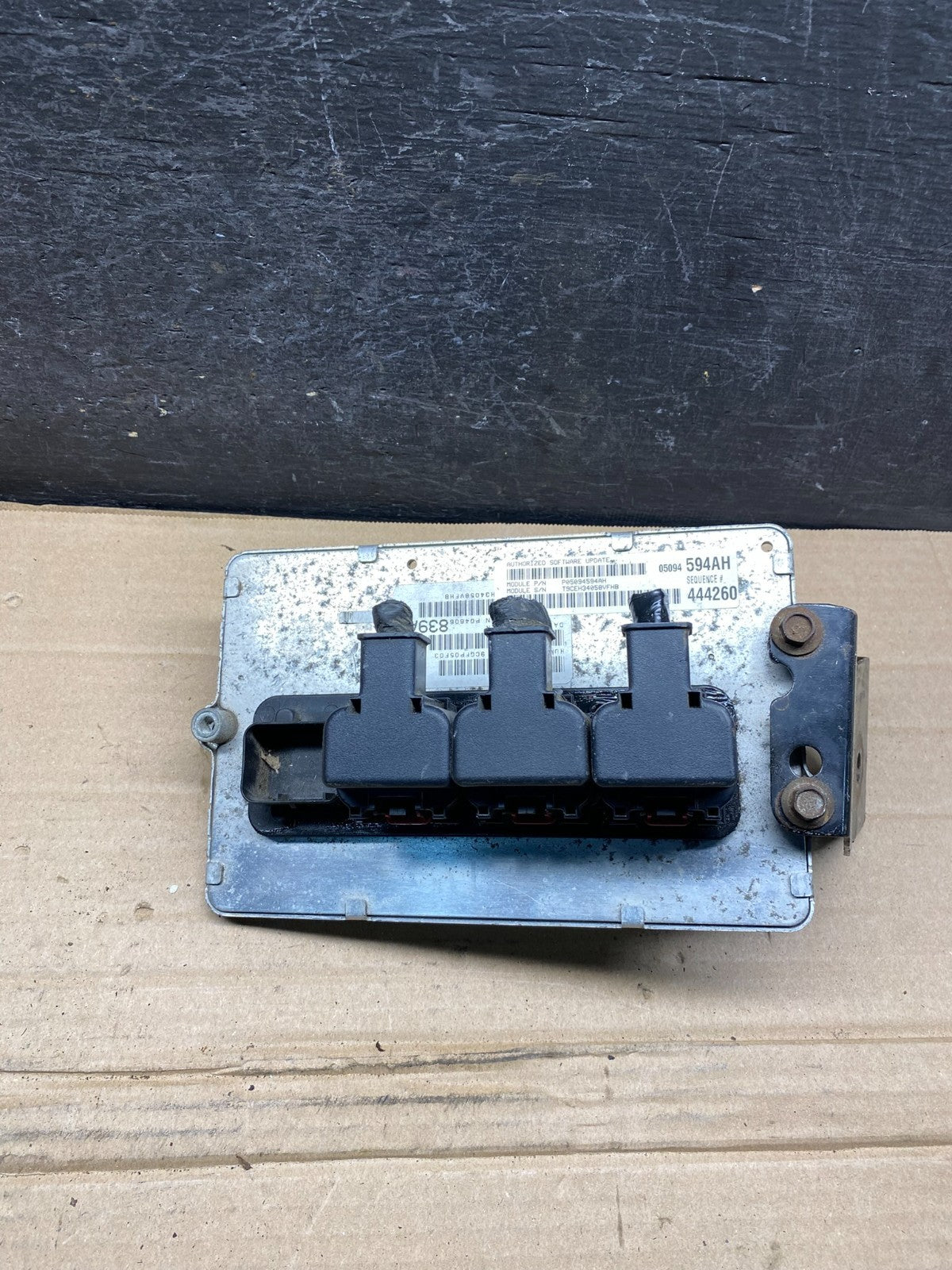 2006 Dodge Magnum Charger 300 5.7L Engine Control Unit ECU AH9603 DG0