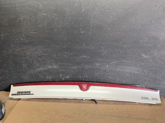 2001 to 2004 Cadillac Seville SLS Rear 3rd Break Light lid mounted R23290
