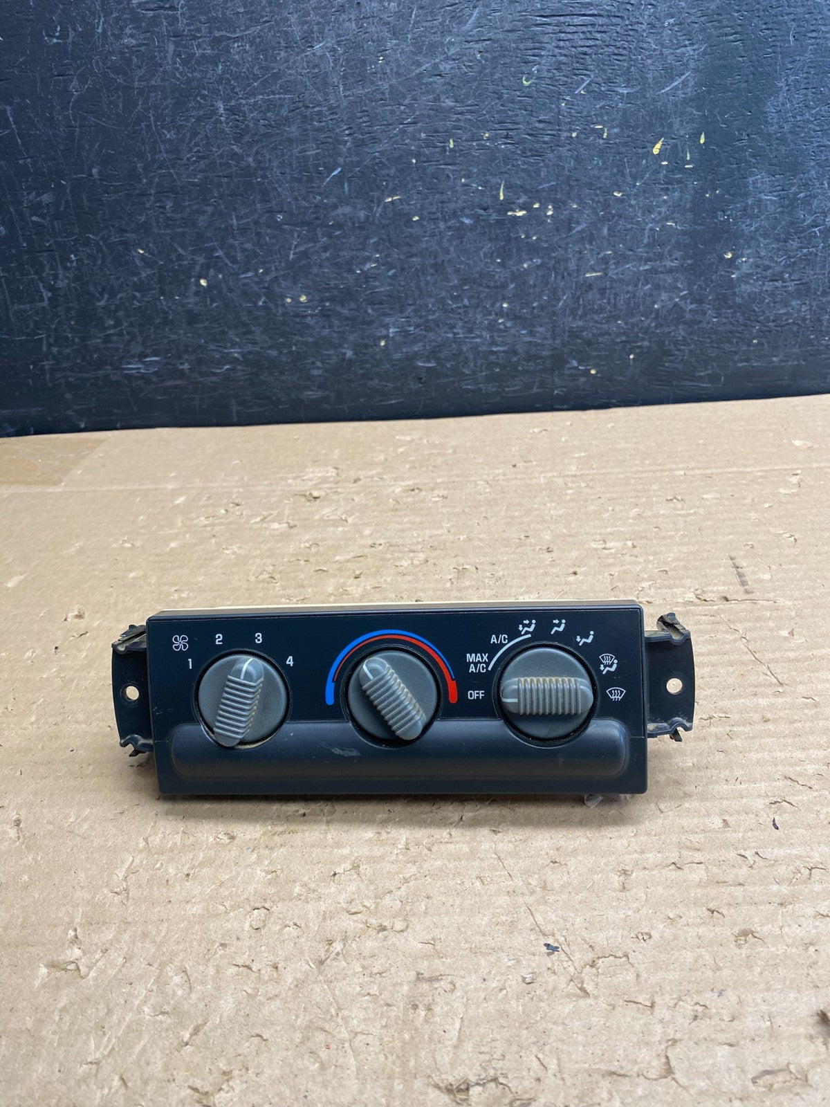 1998-2002 Chevrolet S10 Blazer HVAC A/C Heater Climate Control Module AG8484 DG0