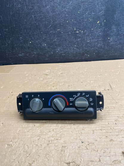 1998-2002 Chevrolet S10 Blazer HVAC A/C Heater Climate Control Module AG8484 DG0