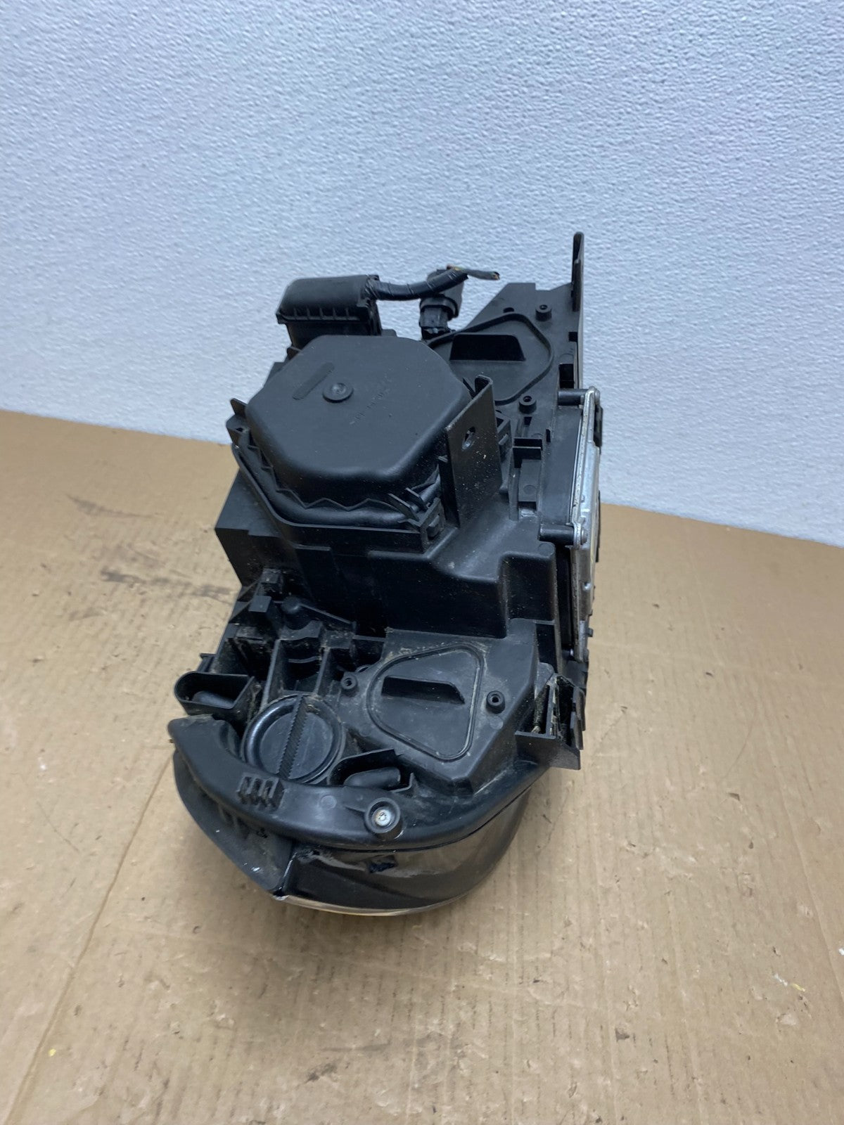 2007 to 2010 BMW X3 Left Driver LH Side Headlight HID Xenon AB8310 DW10