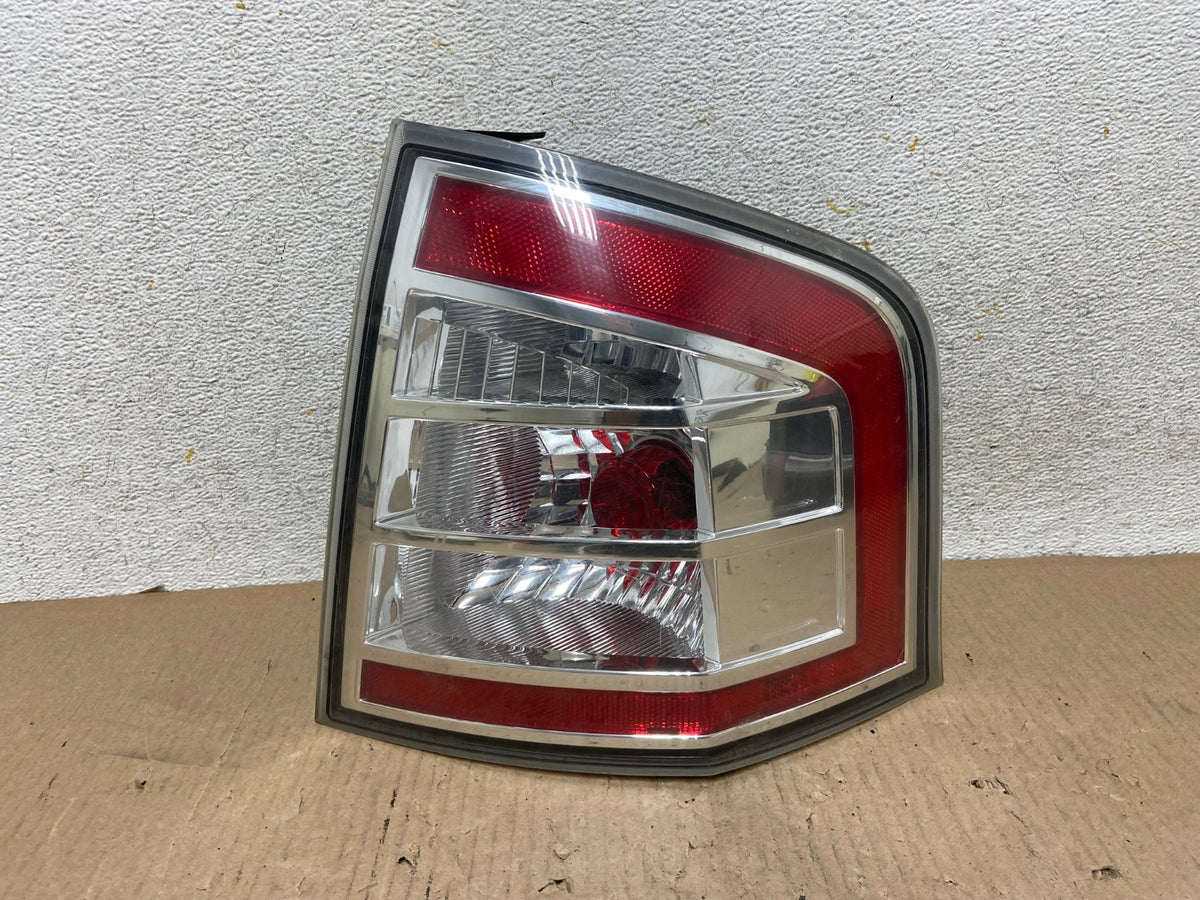 2007 to 2010 Ford Edge Tail light Right Passenger Rh Side AH5859 LK0