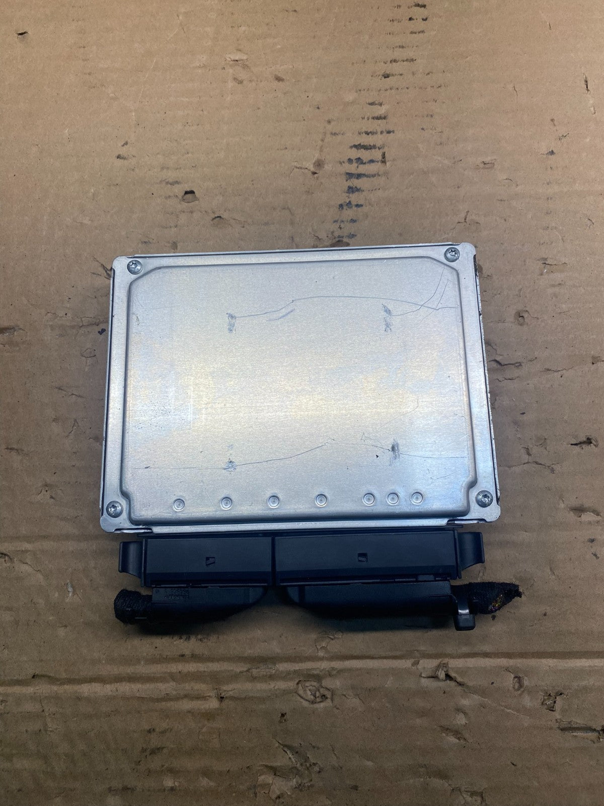 2004 2005 Audi A4 2.0L Engine Computer Ecu Pcm Ecm 8e0909518ak AD9370 DG1