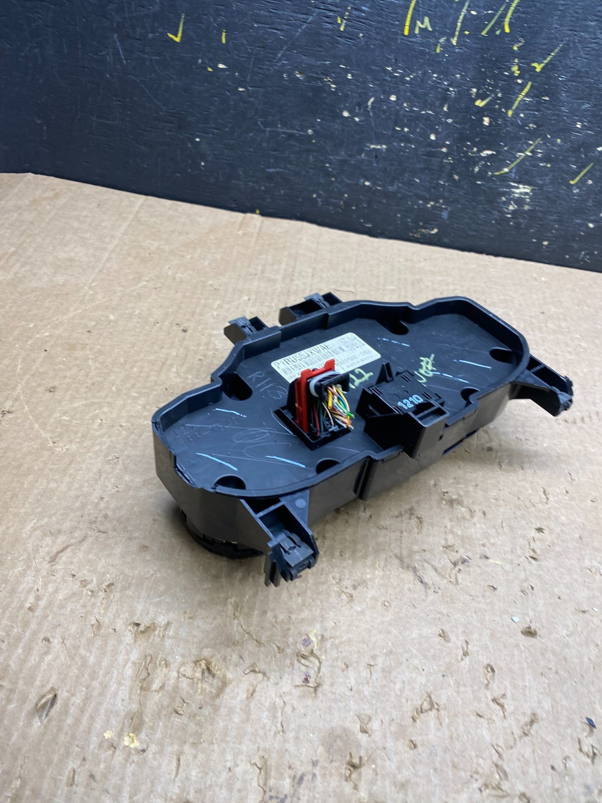 2012 to 2017 Fiat 500 Heater Climate Control Control Temp OEM Z4422  DG3