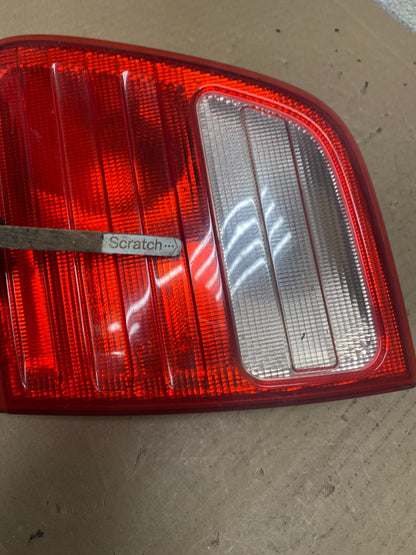 1995-1999 Mercedes-Benz E W210 Wagon Right Passenger Tail Light Inner S0736 DW3