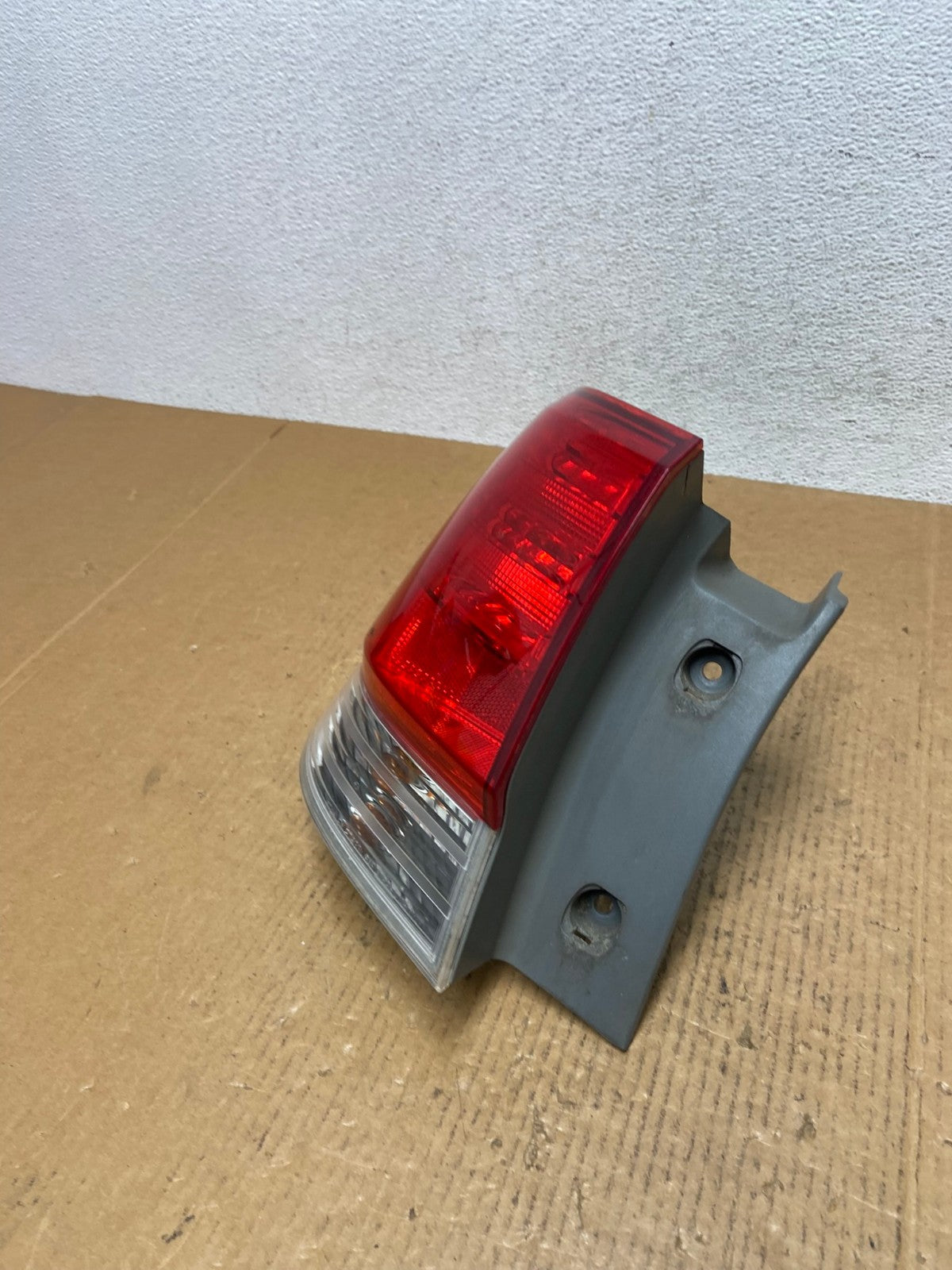2008 2009 2010 Honda Odyssey Left Driver LH Side Tail Light AE0317 LK1