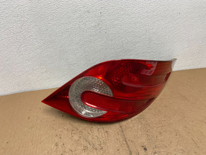 2006-2010 Mercedes W251 R-CLASS Right Passenger RH Side Tail Light AC7360 DW2