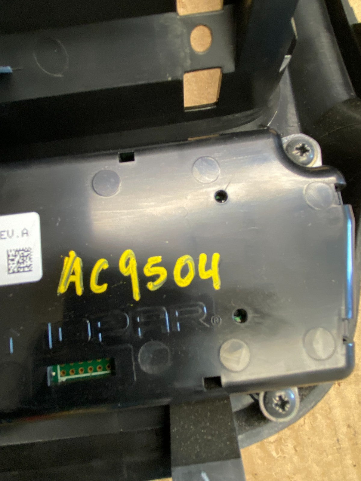 2014 to 2018 Ram Promaster Climate Control Radio Bezel Trim ac9504 DG5