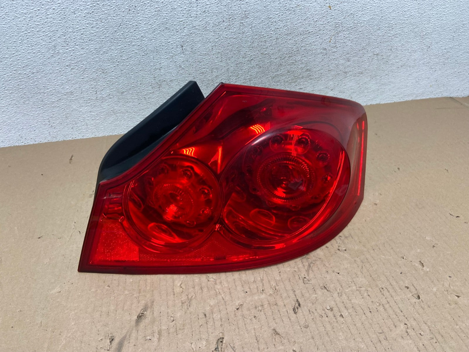 2007 to 2013 Infiniti G35 G37 Sedan Right Passenger Rh Tail Light AE7362 LK0